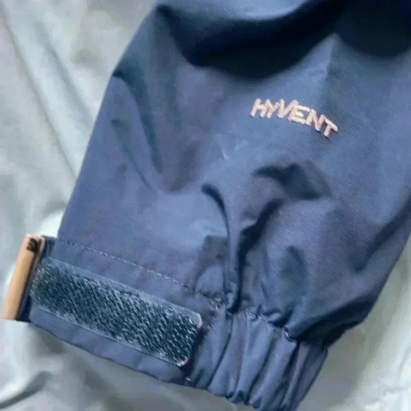 Northface, hyvent winter sport jacket medium - Picture 5 of 8